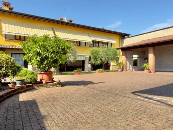 appartamento in vendita a Bedizzole in zona Piazza