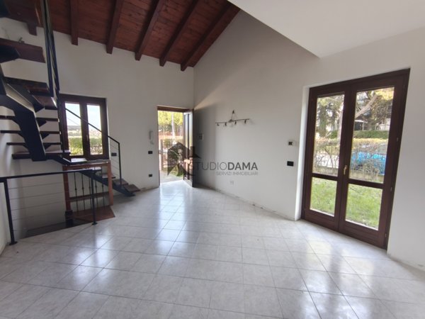 casa indipendente in vendita a Bedizzole in zona Cogozzo