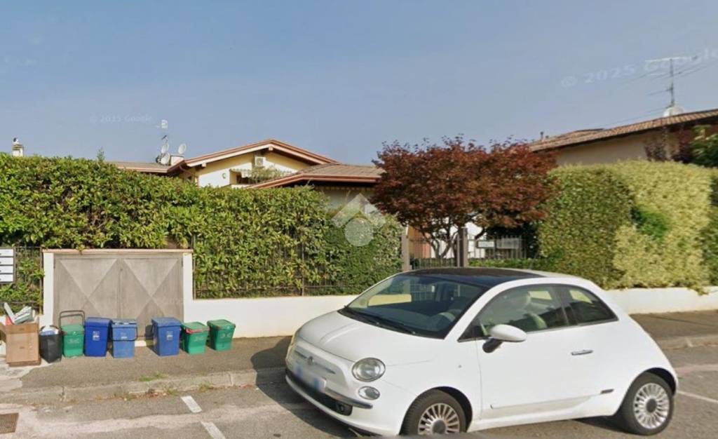 casa indipendente in vendita a Bedizzole in zona Piazza