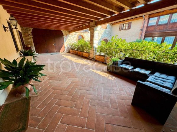 appartamento in vendita a Bedizzole in zona Pontenove