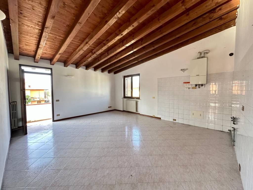 appartamento in vendita a Bedizzole in zona Piazza