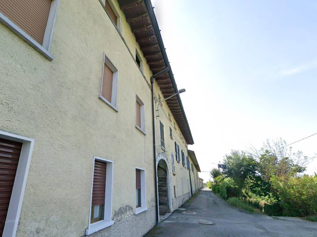 intera palazzina in vendita a Berlingo