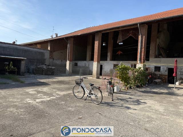 casale in vendita a Berlingo