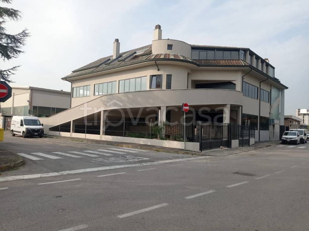 terreno edificabile in vendita a Berzo Demo in zona Monte