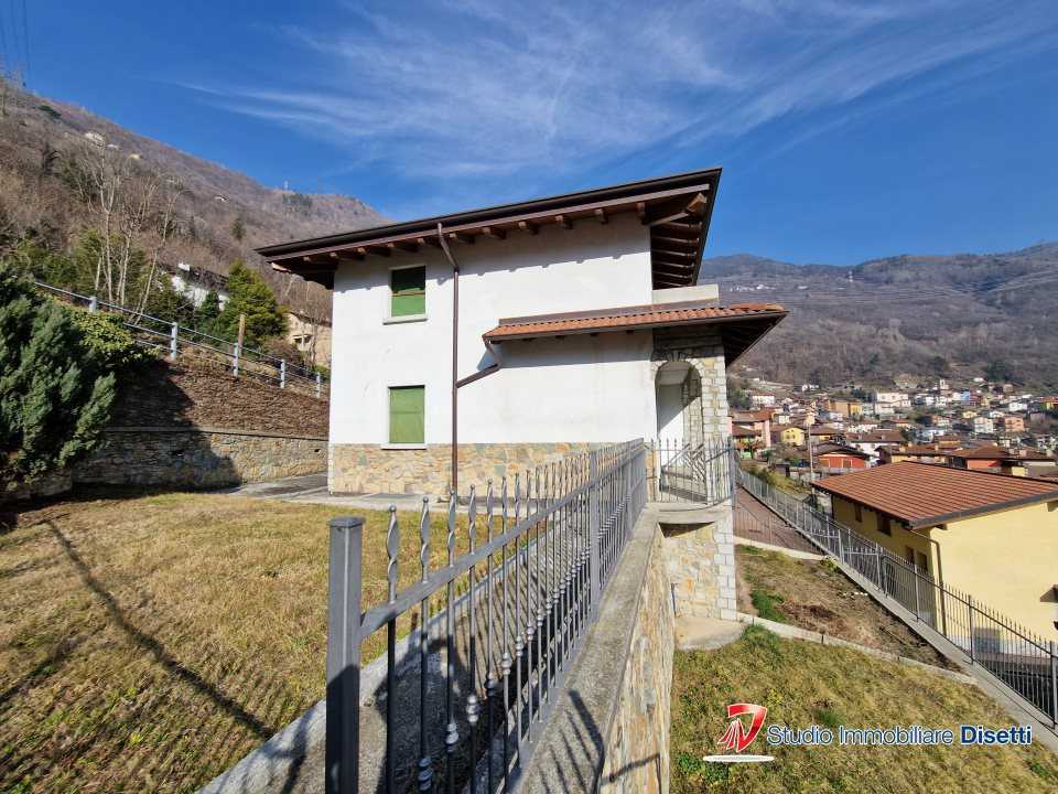 casa indipendente in vendita a Berzo Demo