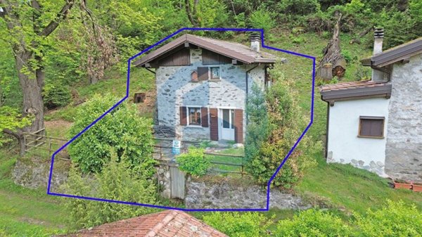 casa indipendente in vendita a Berzo Demo