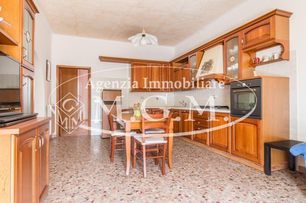 casa indipendente in vendita a Berzo Demo in zona Monte