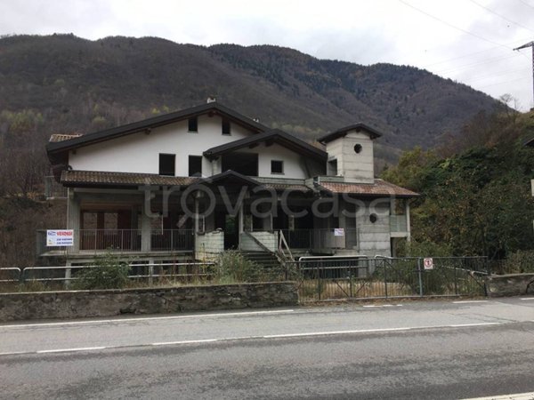 casale in vendita a Berzo Demo