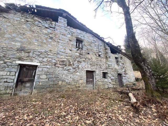 casale in vendita a Berzo Demo