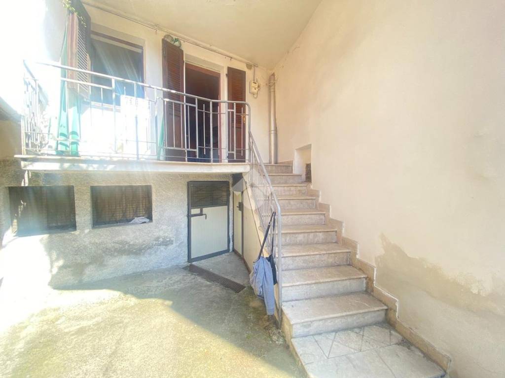 appartamento in vendita a Berzo Demo