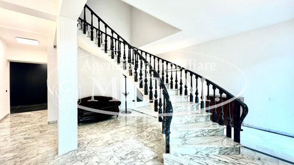 locale di sgombero in vendita a Berzo Demo in zona Monte