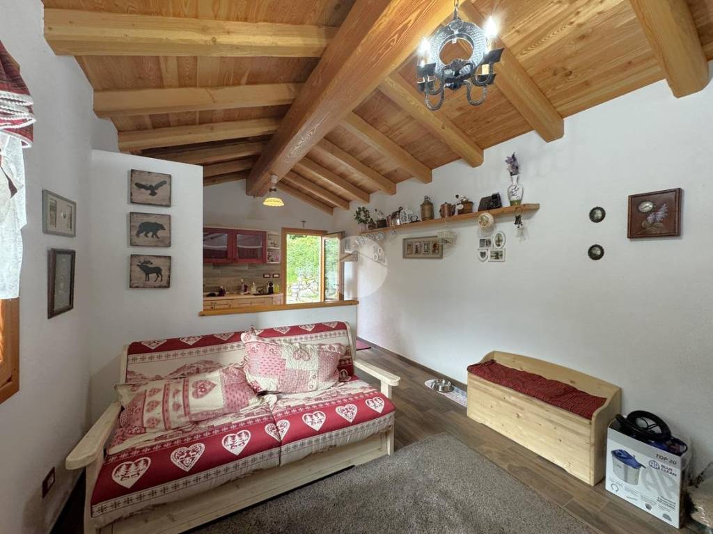 casa indipendente in vendita a Berzo Demo