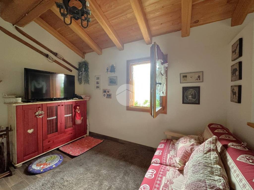 casa indipendente in vendita a Berzo Demo