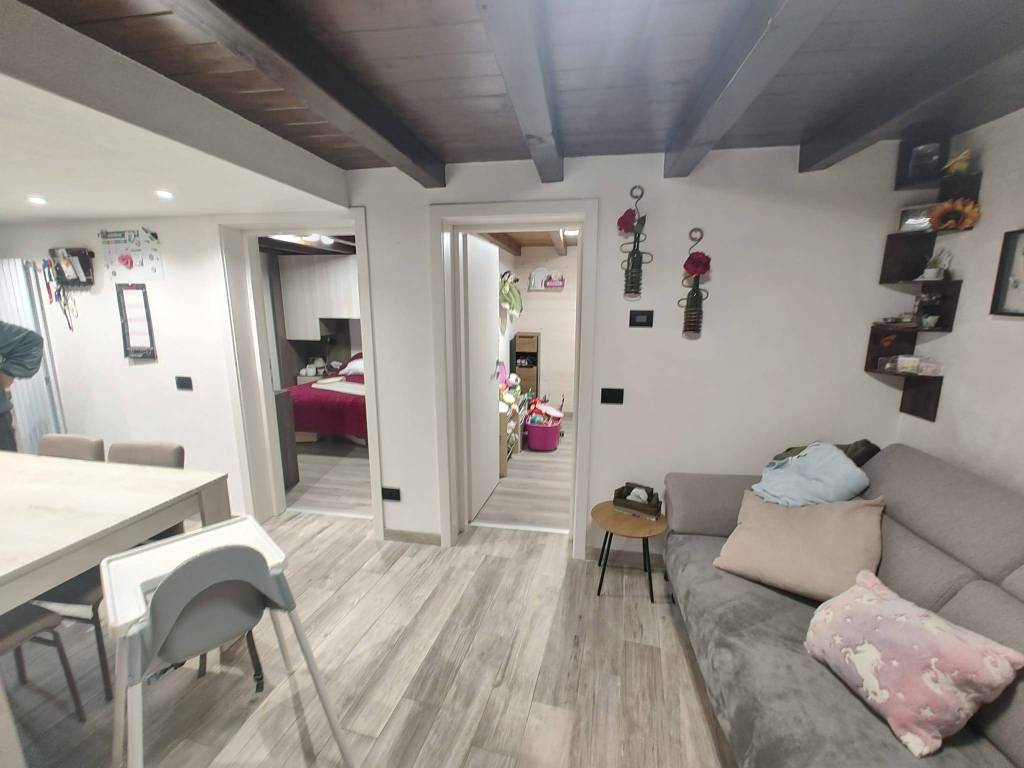 appartamento in vendita a Berzo Demo in zona Monte