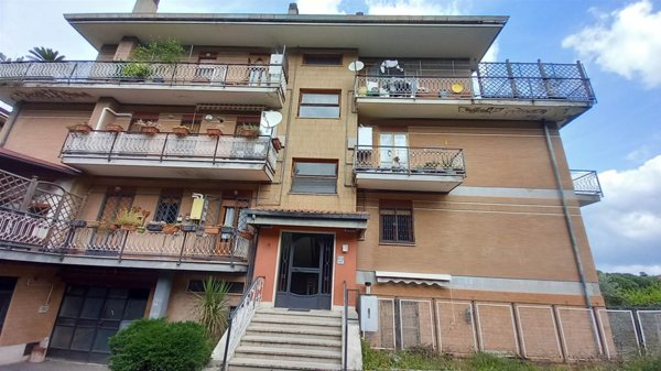 appartamento in vendita a Berzo Demo in zona Monte