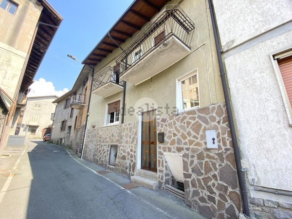 casa semindipendente in vendita a Berzo Inferiore