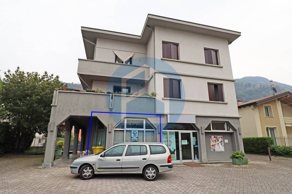 negozio in vendita a Bienno
