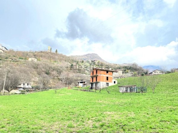 appartamento in vendita a Bienno