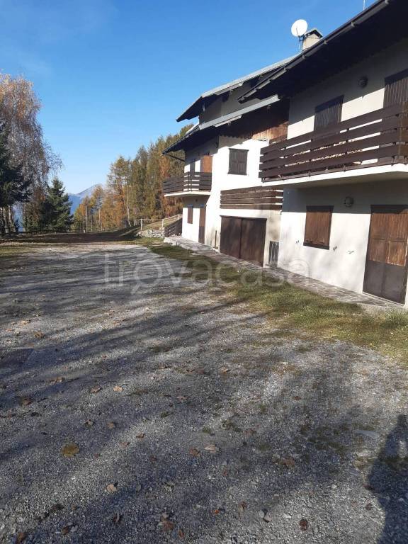 appartamento in vendita a Bienno
