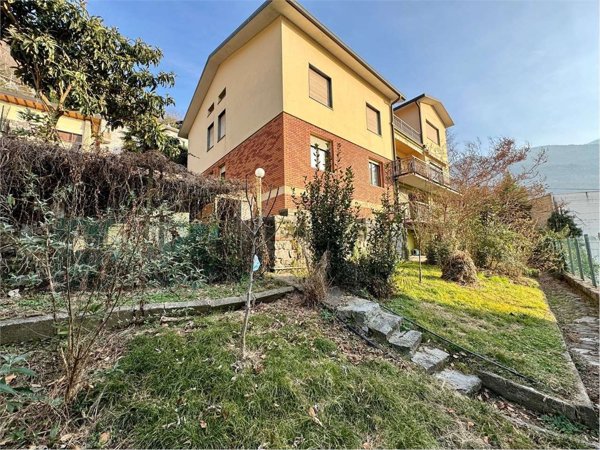 casa indipendente in vendita a Bienno