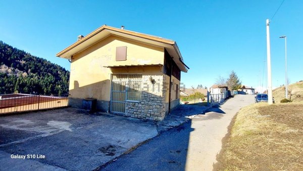 casa indipendente in vendita a Bienno