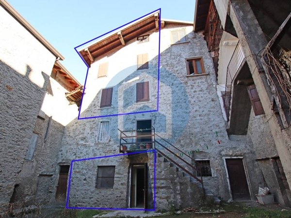 casa semindipendente in vendita a Bienno in zona Prestine