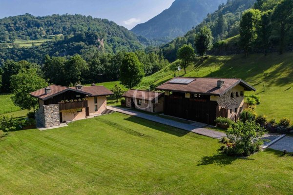 appartamento in vendita a Bienno