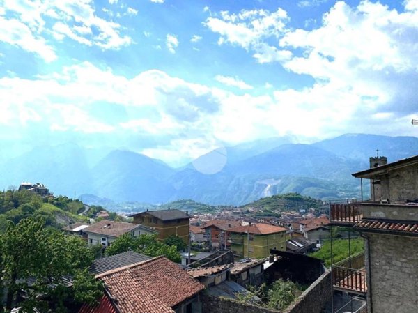 appartamento in vendita a Bienno