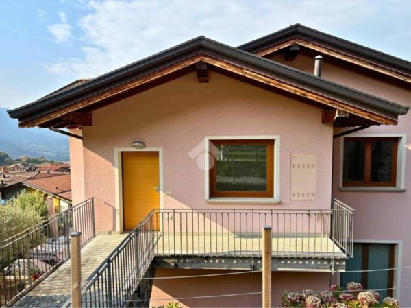appartamento in vendita a Bienno
