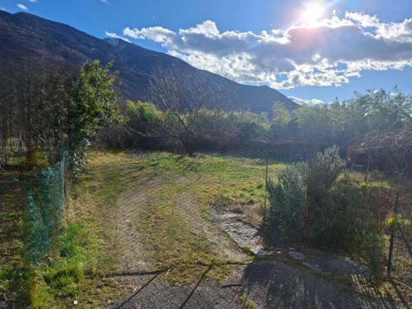 casa indipendente in vendita a Bienno