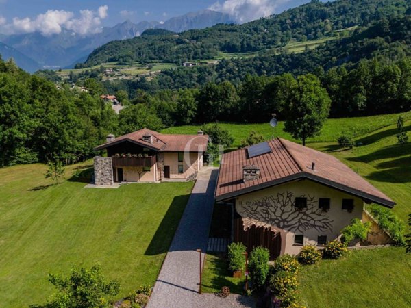 casa indipendente in vendita a Bienno