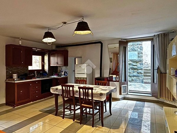 appartamento in vendita a Bienno