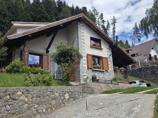 casa indipendente in vendita a Bienno
