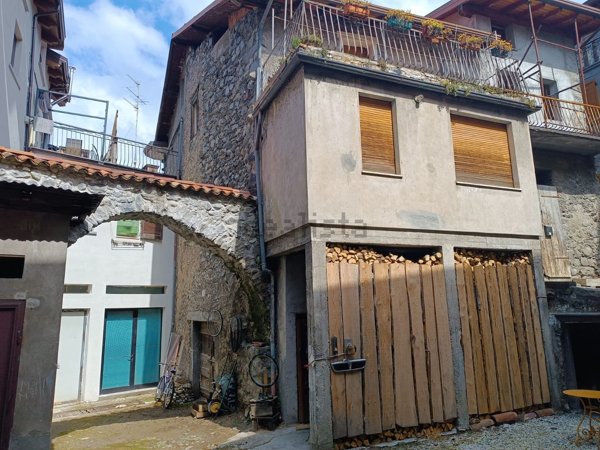 appartamento in vendita a Bienno