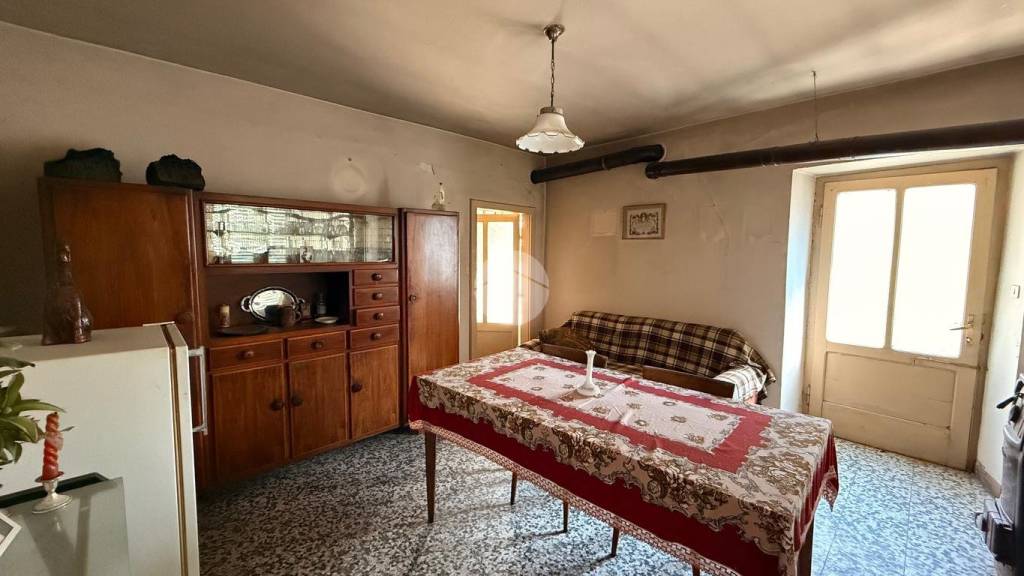 appartamento in vendita a Bienno in zona Prestine