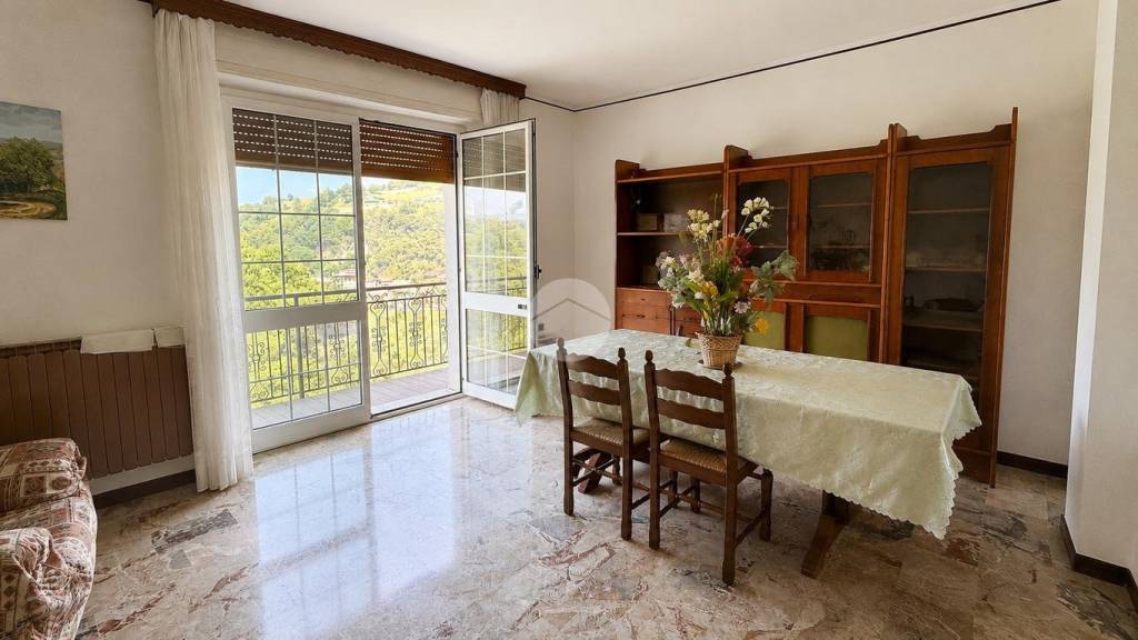 casa indipendente in vendita a Bienno in zona Prestine