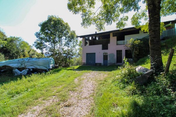 casa indipendente in vendita a Bione