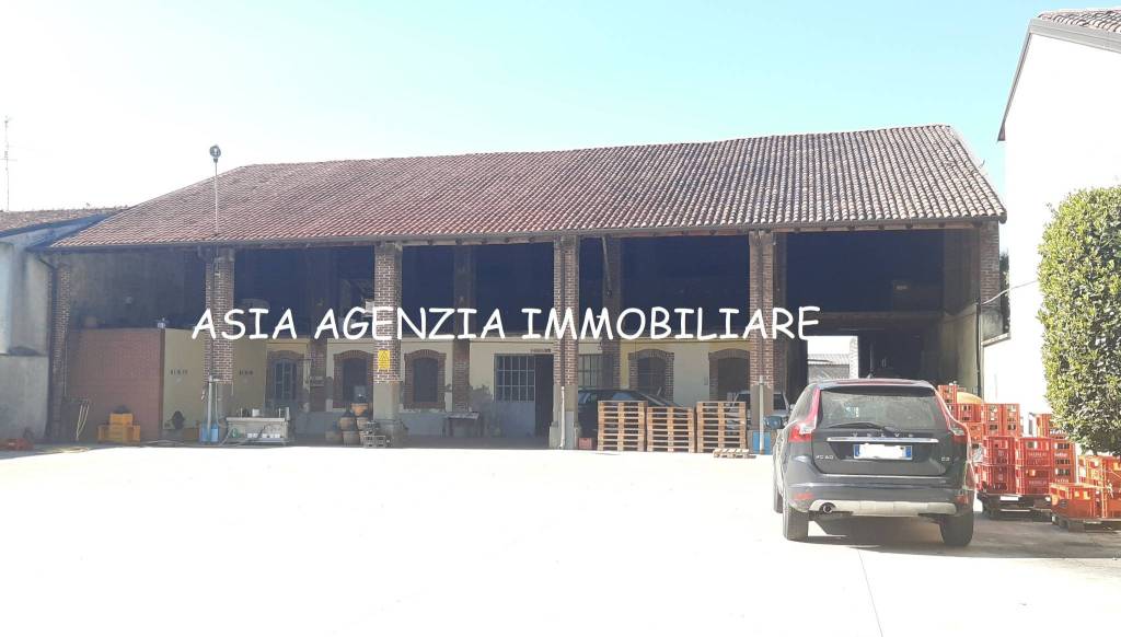 casa indipendente in vendita a Borgo San Giacomo
