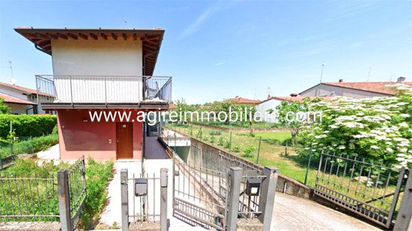 appartamento in vendita a Borgo San Giacomo in zona Farfengo