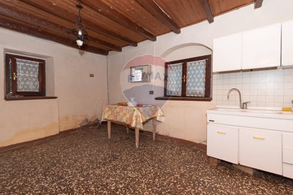 casa indipendente in vendita a Borgo San Giacomo