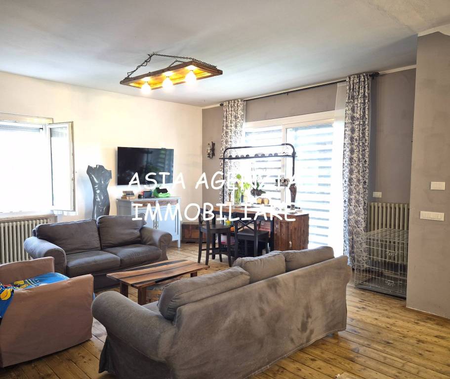 casa indipendente in vendita a Borgo San Giacomo