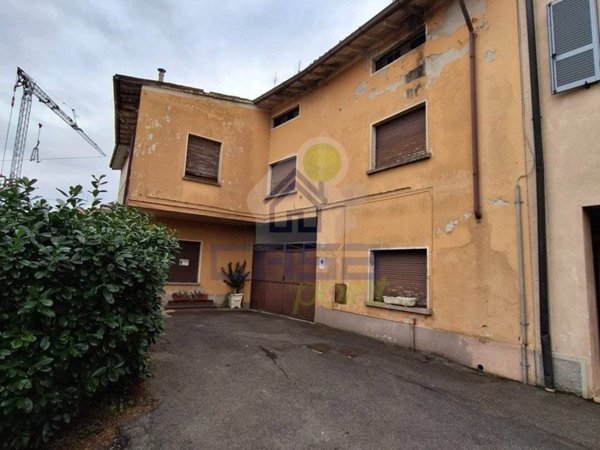 casa indipendente in vendita a Borgo San Giacomo