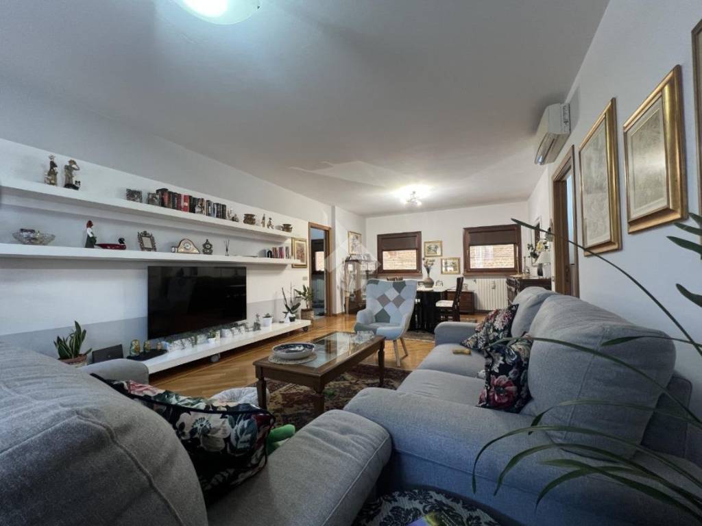 appartamento in vendita a Borgo San Giacomo