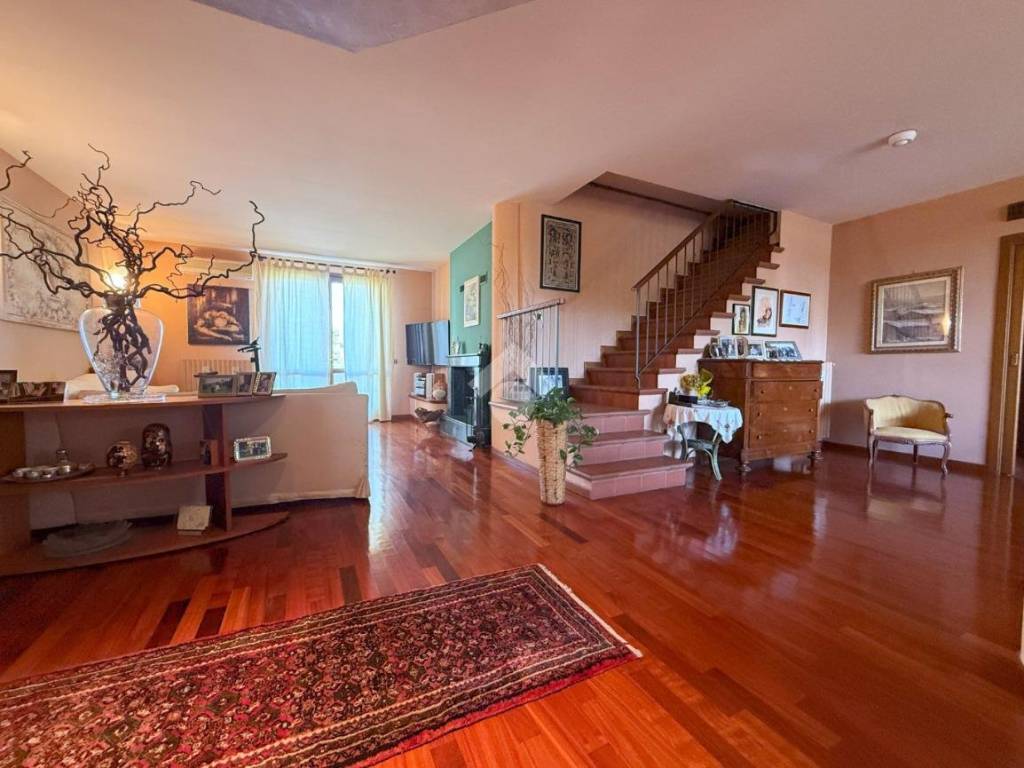 casa indipendente in vendita a Borgo San Giacomo