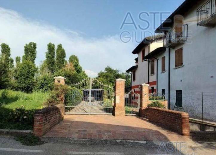 appartamento in vendita a Borgo San Giacomo in zona Padernello