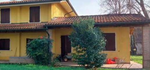 casa indipendente in vendita a Borgo San Giacomo