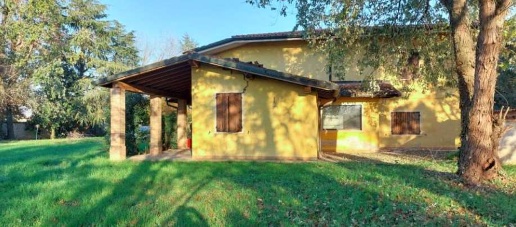 casa indipendente in vendita a Borgo San Giacomo