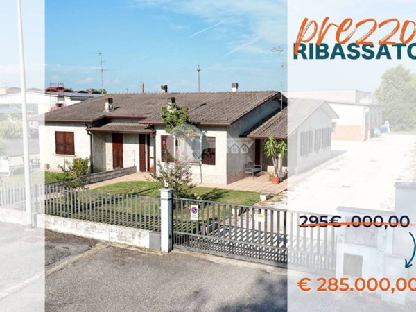 casa indipendente in vendita a Borgo San Giacomo