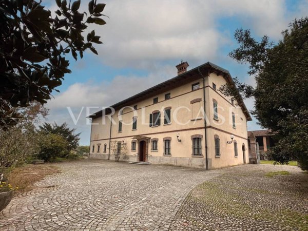 casa indipendente in vendita a Borgo San Giacomo