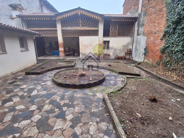 casa indipendente in vendita a Borgo San Giacomo